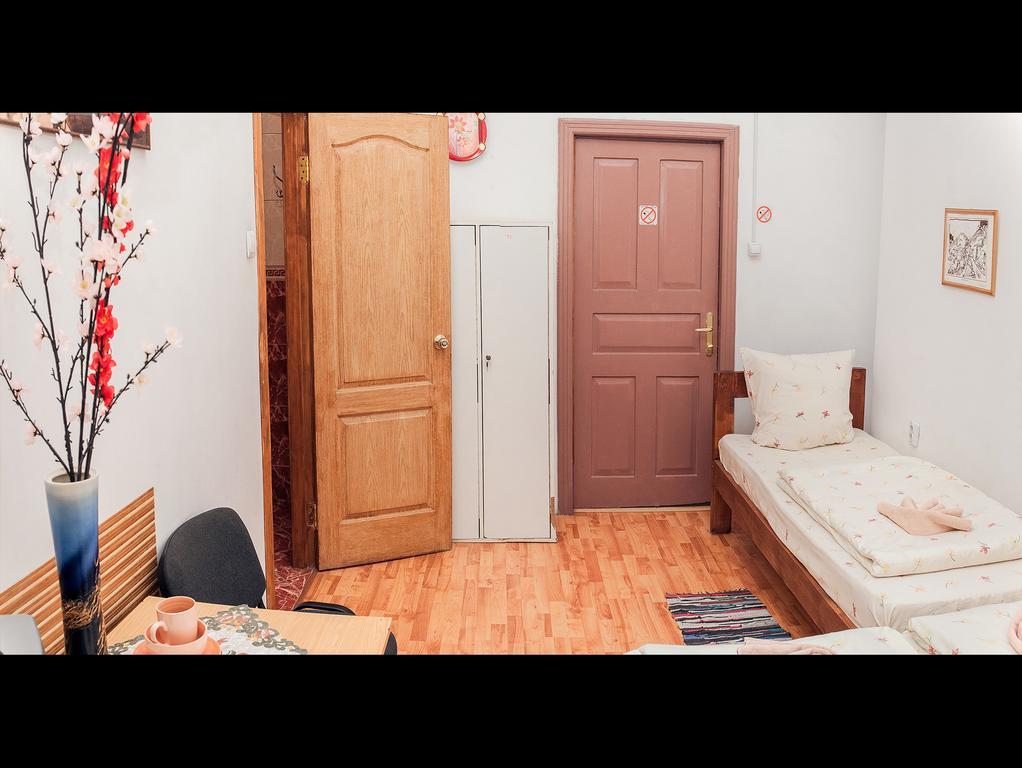 Apple Hostel Lviv Rom bilde