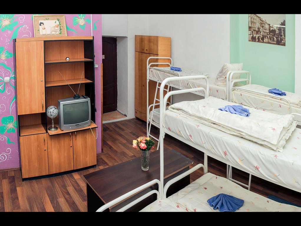 Apple Hostel Lviv Rom bilde