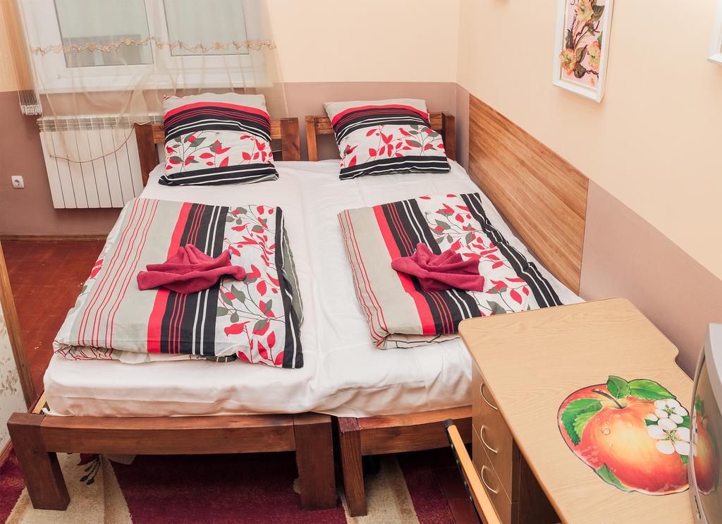 Apple Hostel Lviv Rom bilde