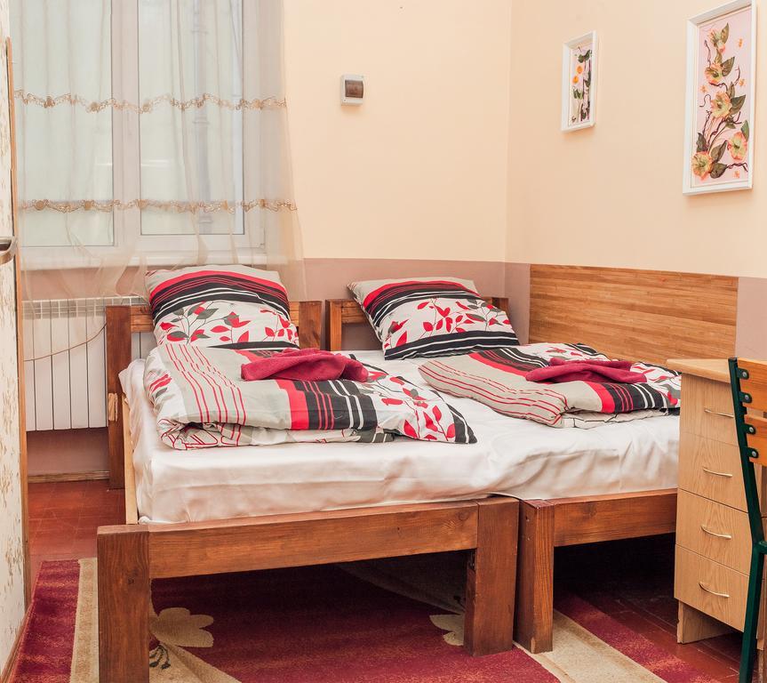 Apple Hostel Lviv Rom bilde