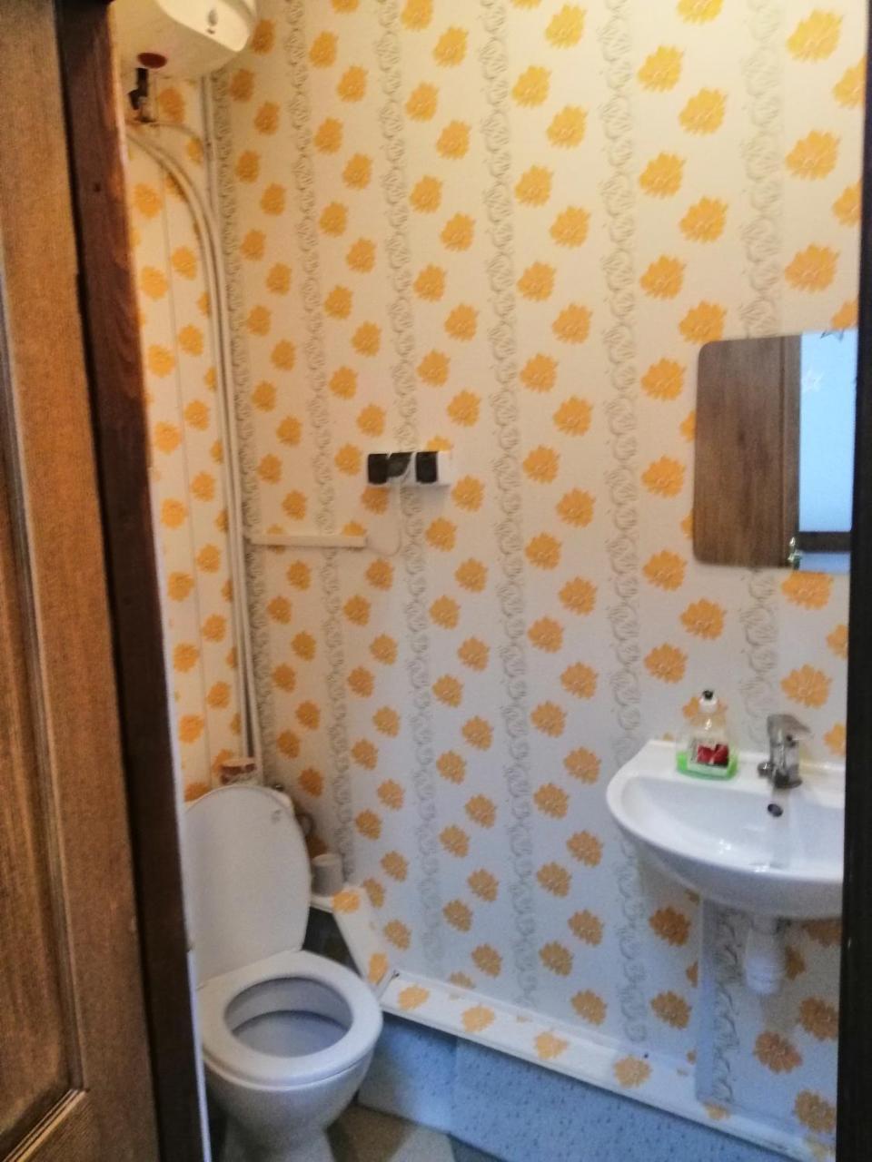 Apple Hostel Lviv Eksteriør bilde